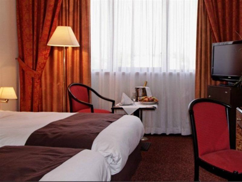 Best Western Le Galice Centre Ville Aix-en-Provence Ngoại thất bức ảnh